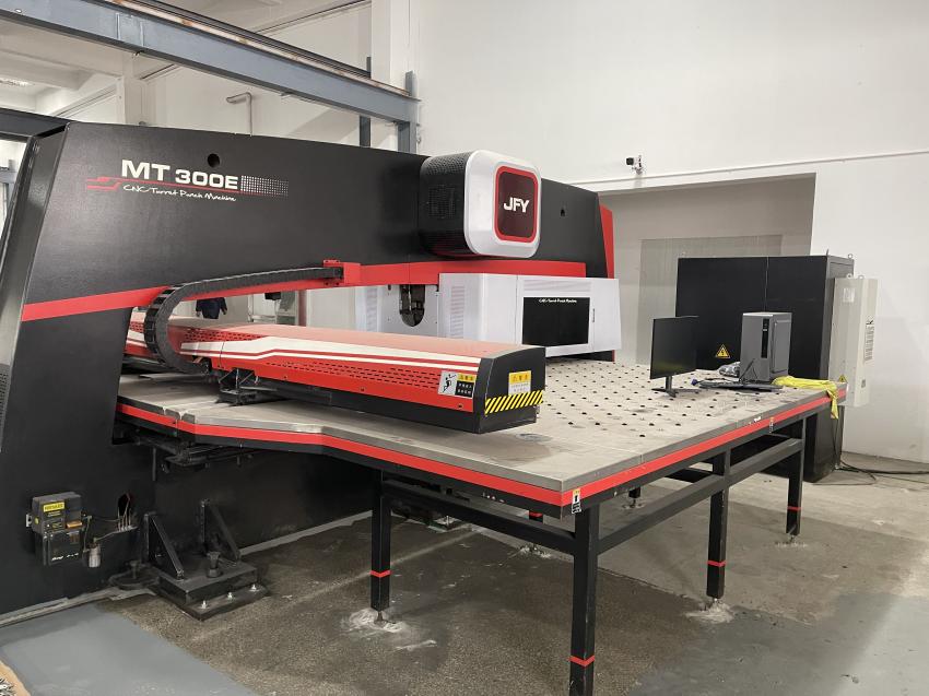 MT 300E 大（dà）型設備（bèi）